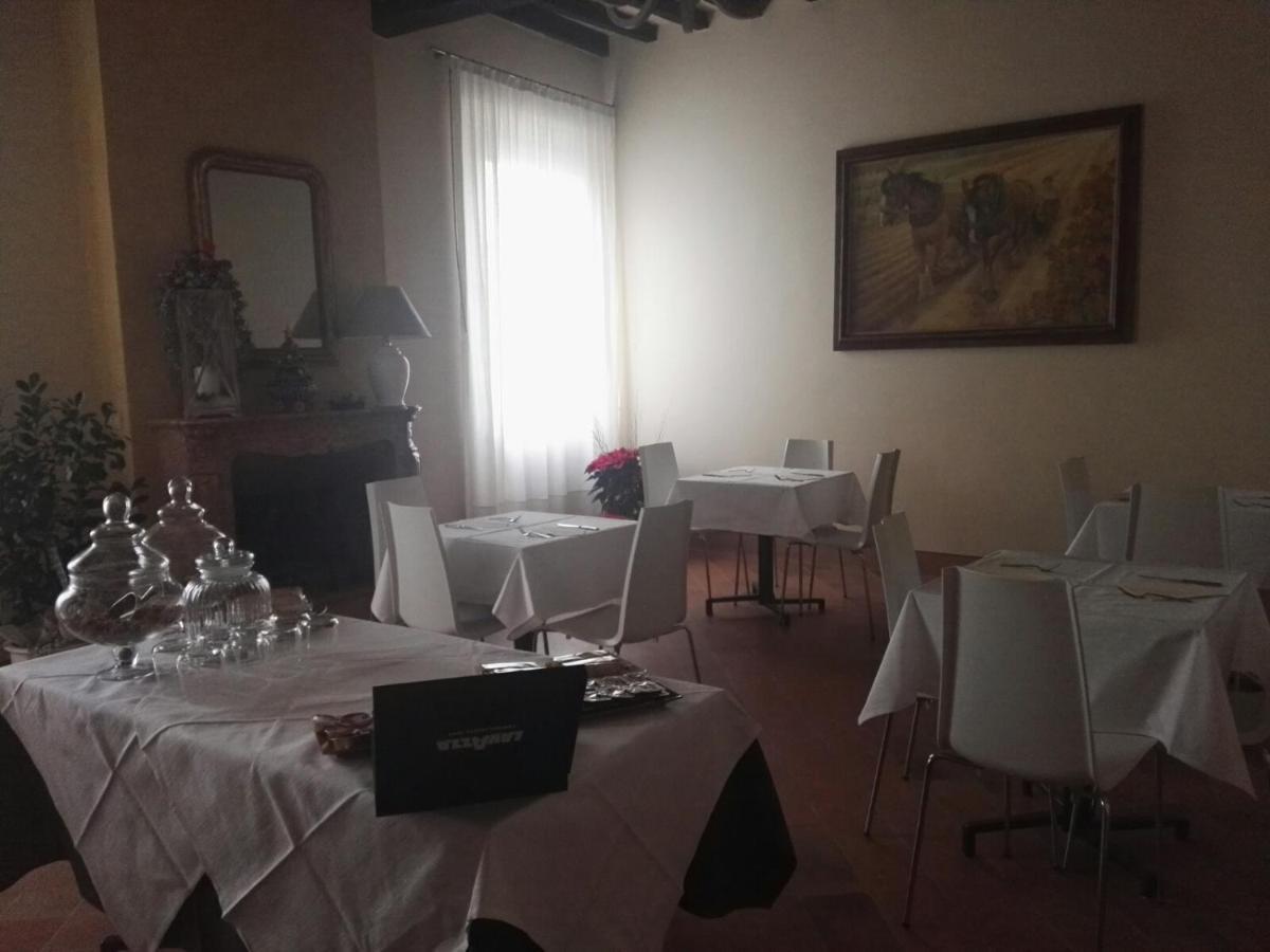 Locanda Al Portone Scandiano Exterior photo